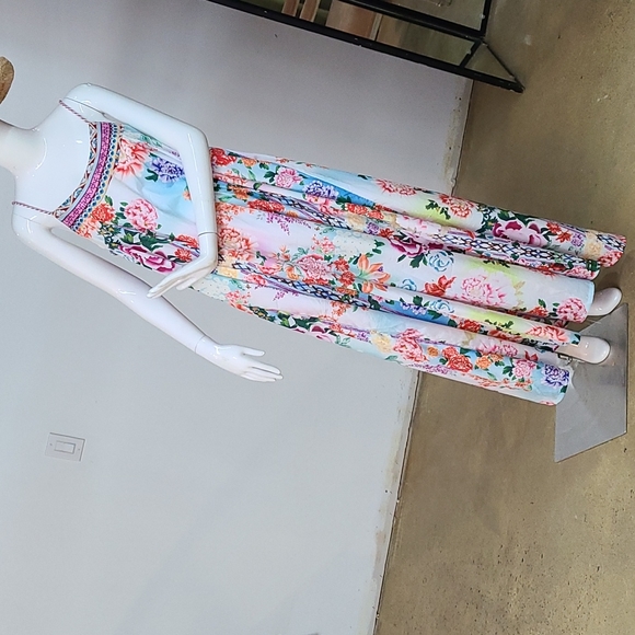 Corrugated Floral Summer Chiffon Maxi Dress Long Beach Dress - Picture 4 of 14